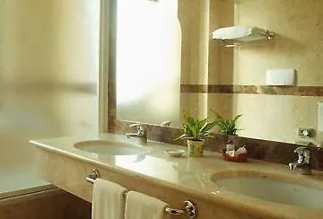 קטאניה Katane Palace Hotel 4*,